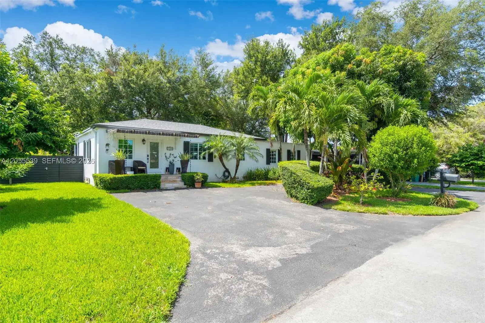 3 bedroom 3 bath Residential for sale at 7340 SW 18th St Rd, Miami FL 33155