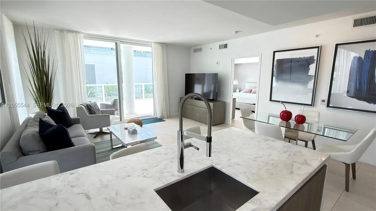 2 bedroom 2 bath Residential for sale at 401 N Birch Rd # 415, Fort Lauderdale FL 33304