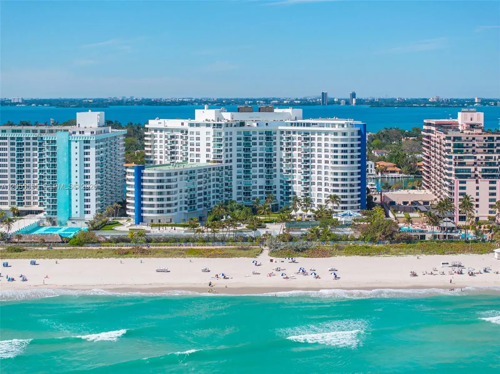 2 bedroom 2 bath Residential for sale at 5151 Collins Ave # 1420, Miami Beach FL 33140