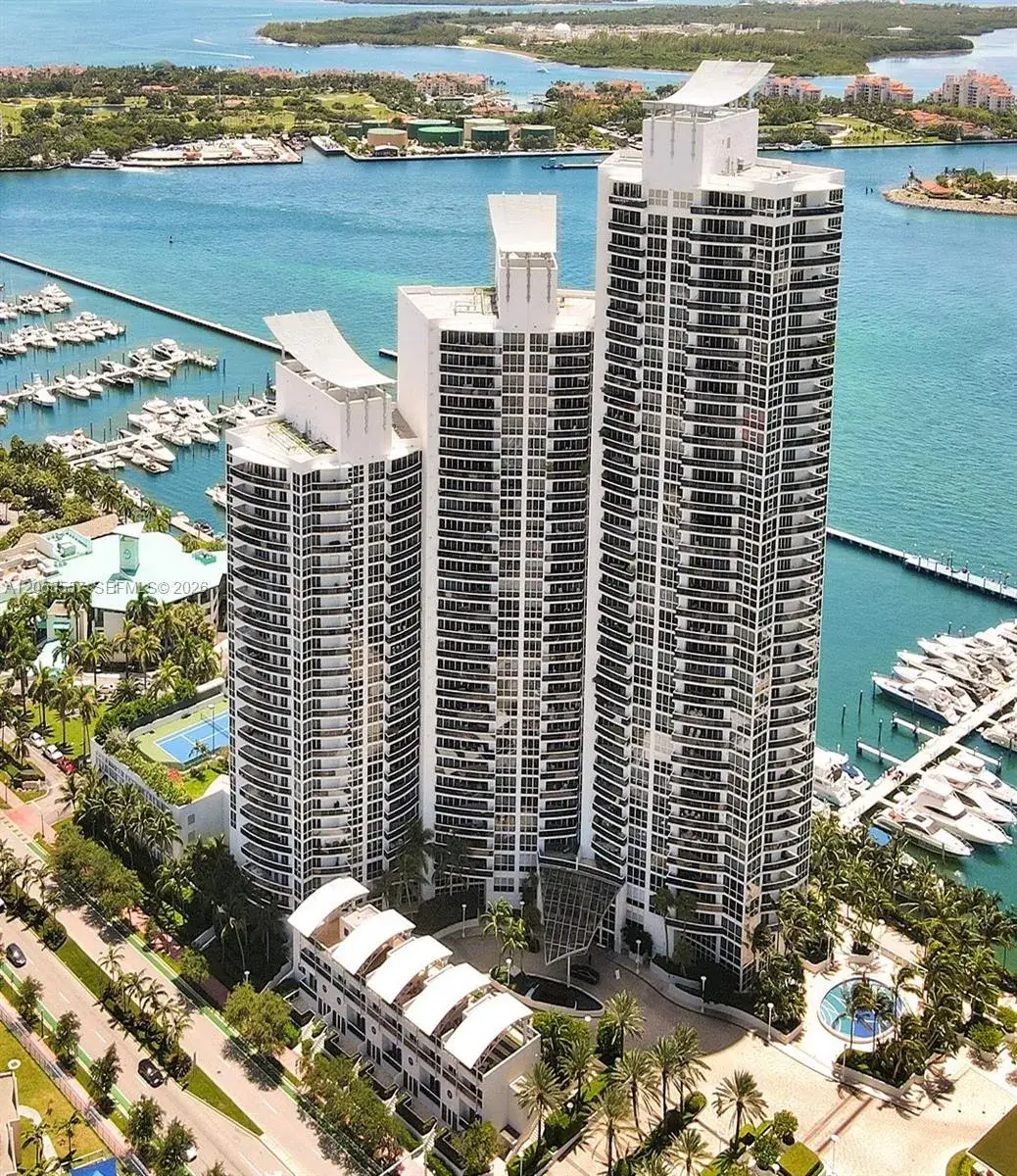 2 bedroom 2 bath Residential Lease for rent at 400 Alton Rd # 1011, Miami Beach FL 33139
