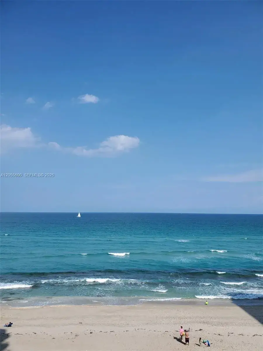 2 bedroom 2 bath Residential Lease for rent at 5460 N. Ocean Dr # 4B, Singer Island FL 33404