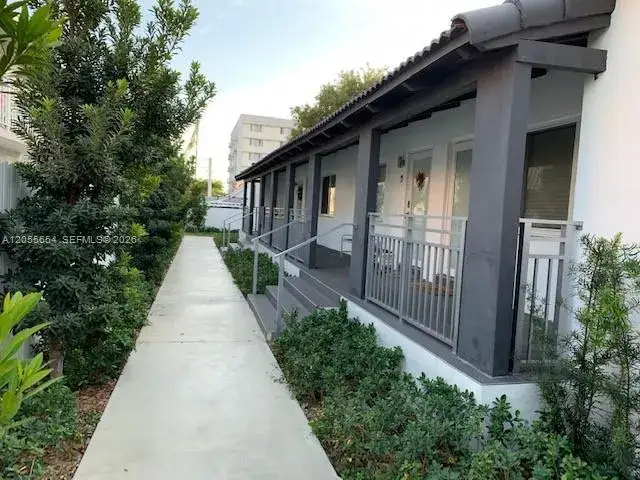 1 bath Residential Lease for rent at 1650 SW 3rd St # 3, Miami FL 33135