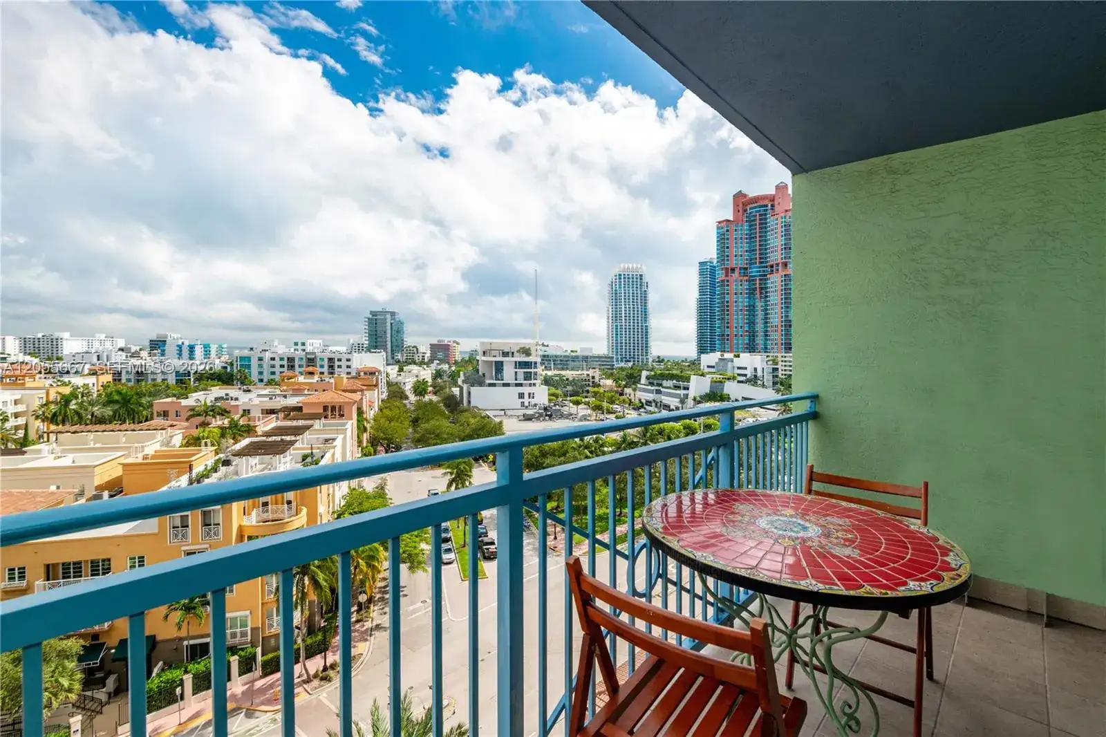 1 bedroom 1 bath Residential Lease for rent at 90 ALTON RD # 1007, Miami Beach FL 33139