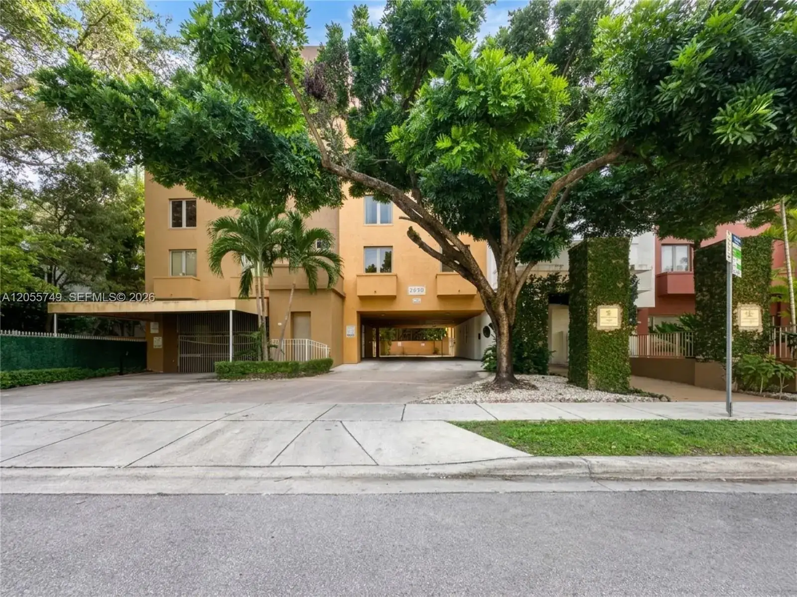 1 bath Residential Lease for rent at 2630 SW 28th St # 44, Miami FL 33133