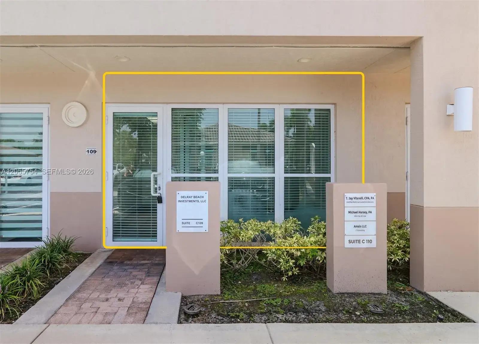 5220 S University Dr # 109C, Davie FL 33328