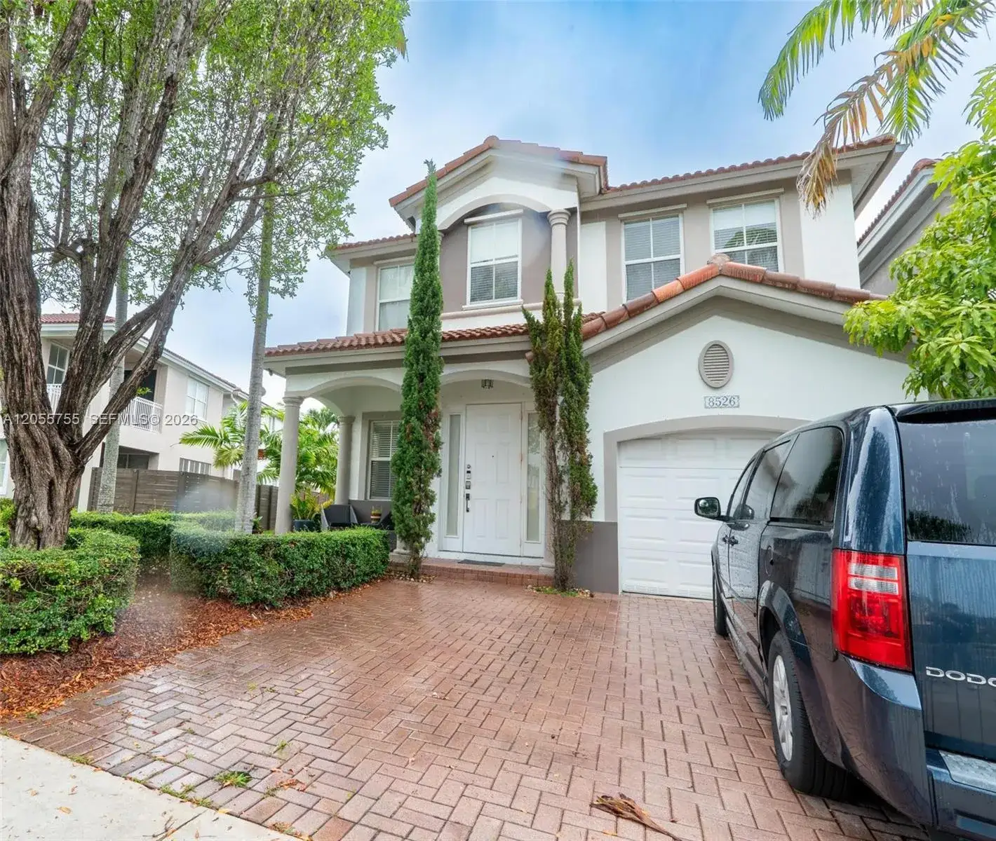 5 bedroom 4 bath Residential for sale at 8526 NW 108th Ave # 8526, Doral FL 33178