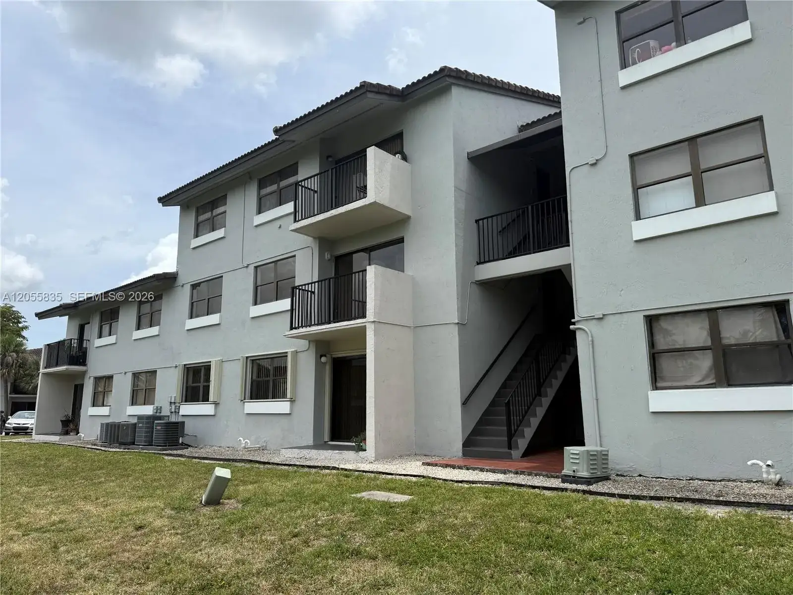 2 bedroom 2 bath Residential for sale at 7195 NW 179th St # 211, Hialeah FL 33015