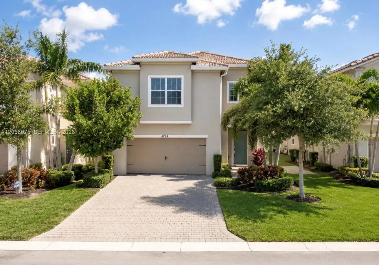 3 bedroom 2 bath Residential Lease for rent at 4729 Greenway Dr, Hollywood FL 33021