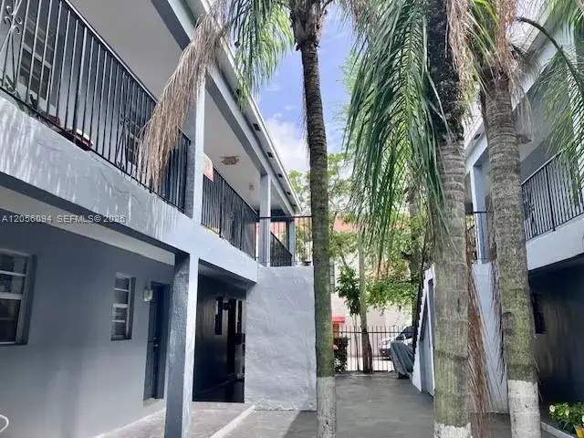 1 bedroom 1 bath Residential Lease for rent at 3696 William Ave # 2, Miami FL 33133