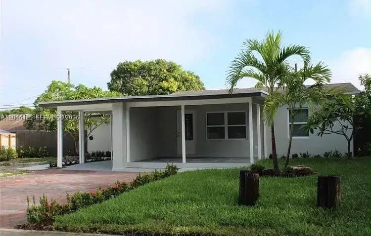 3 bedroom 2 bath Residential Lease for rent at 241 NE 55th St # 0, Fort Lauderdale FL 33334