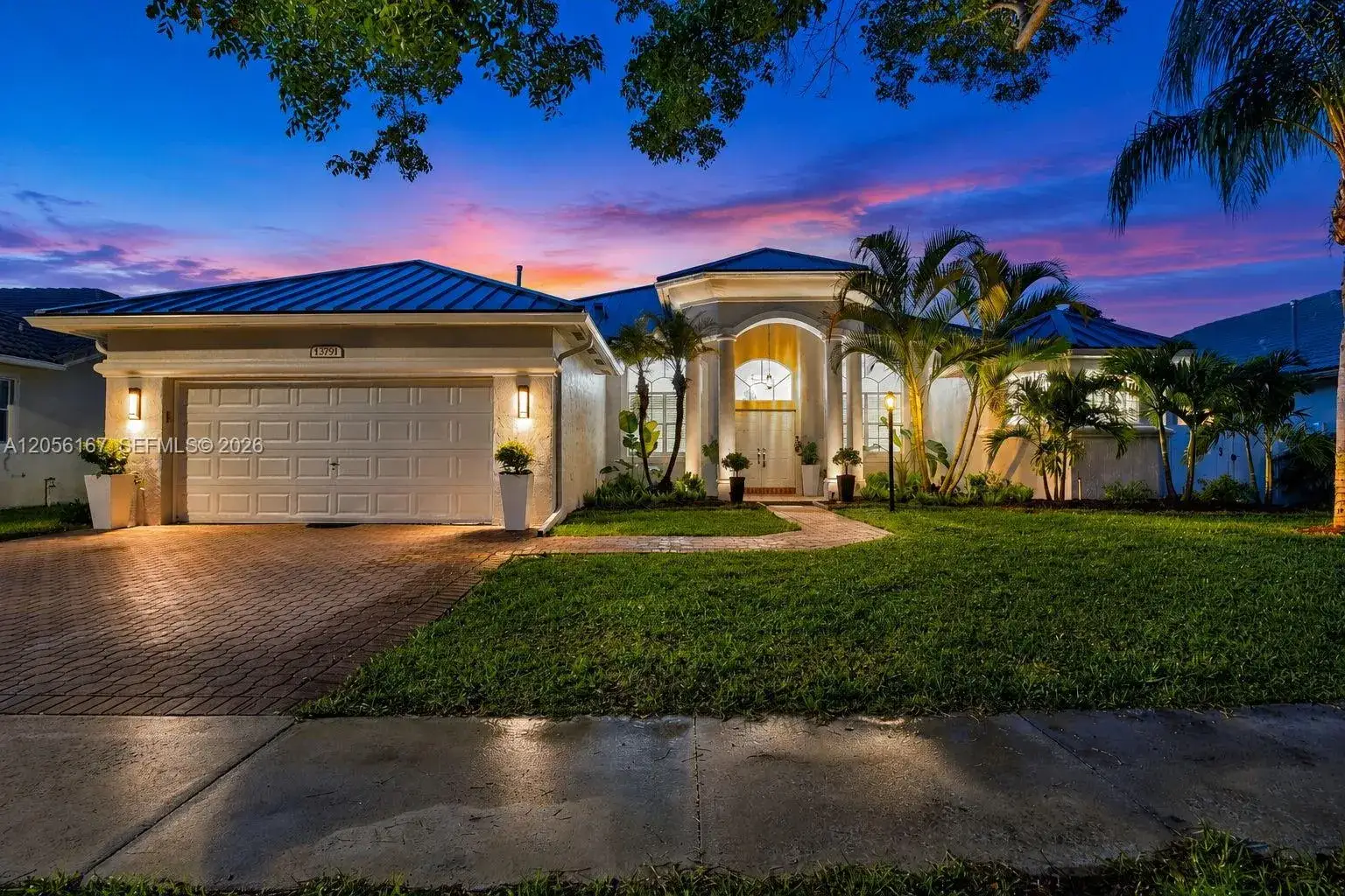 6 bedroom 4 bath Residential for sale at 13791 NW 23rd St, Pembroke Pines FL 33028