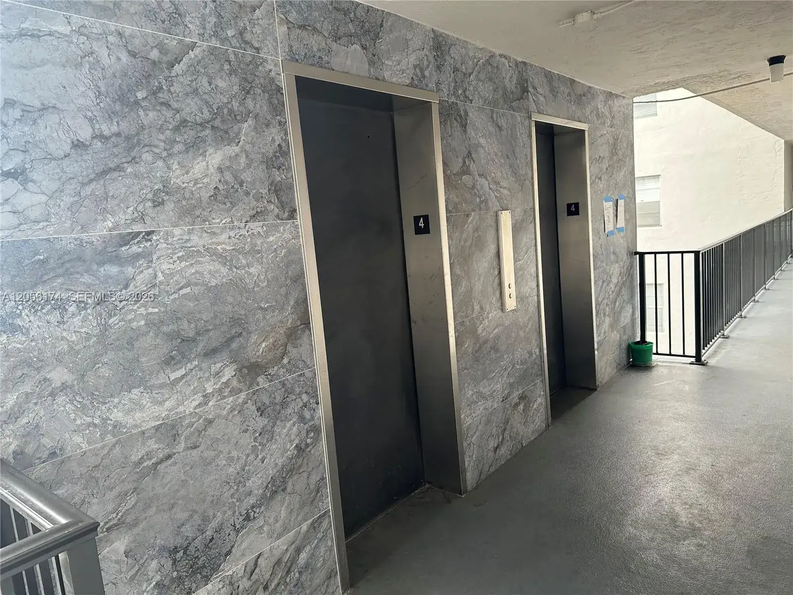 1 bedroom 1 bath Residential Lease for rent at 12590 NE 16th Ave # 411, North Miami FL 33161