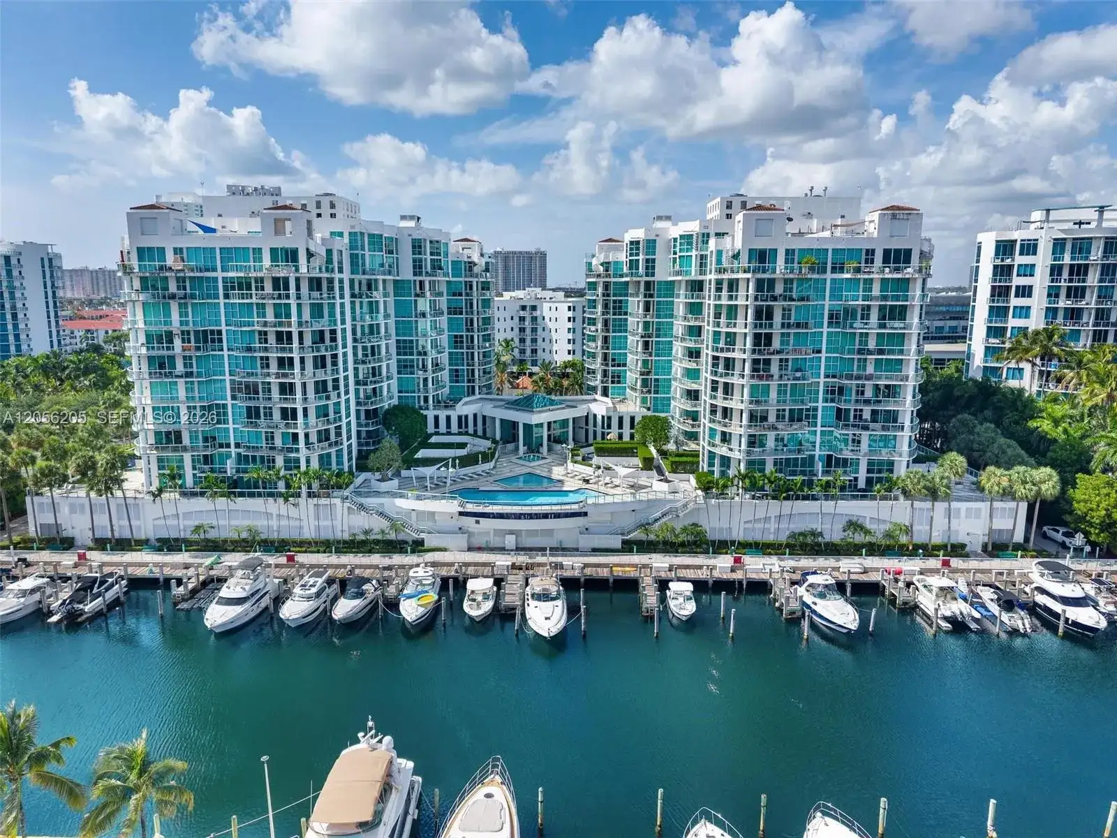 2 bedroom 2 bath Residential for sale at 3131 NE 188th St # 705, Aventura FL 33180