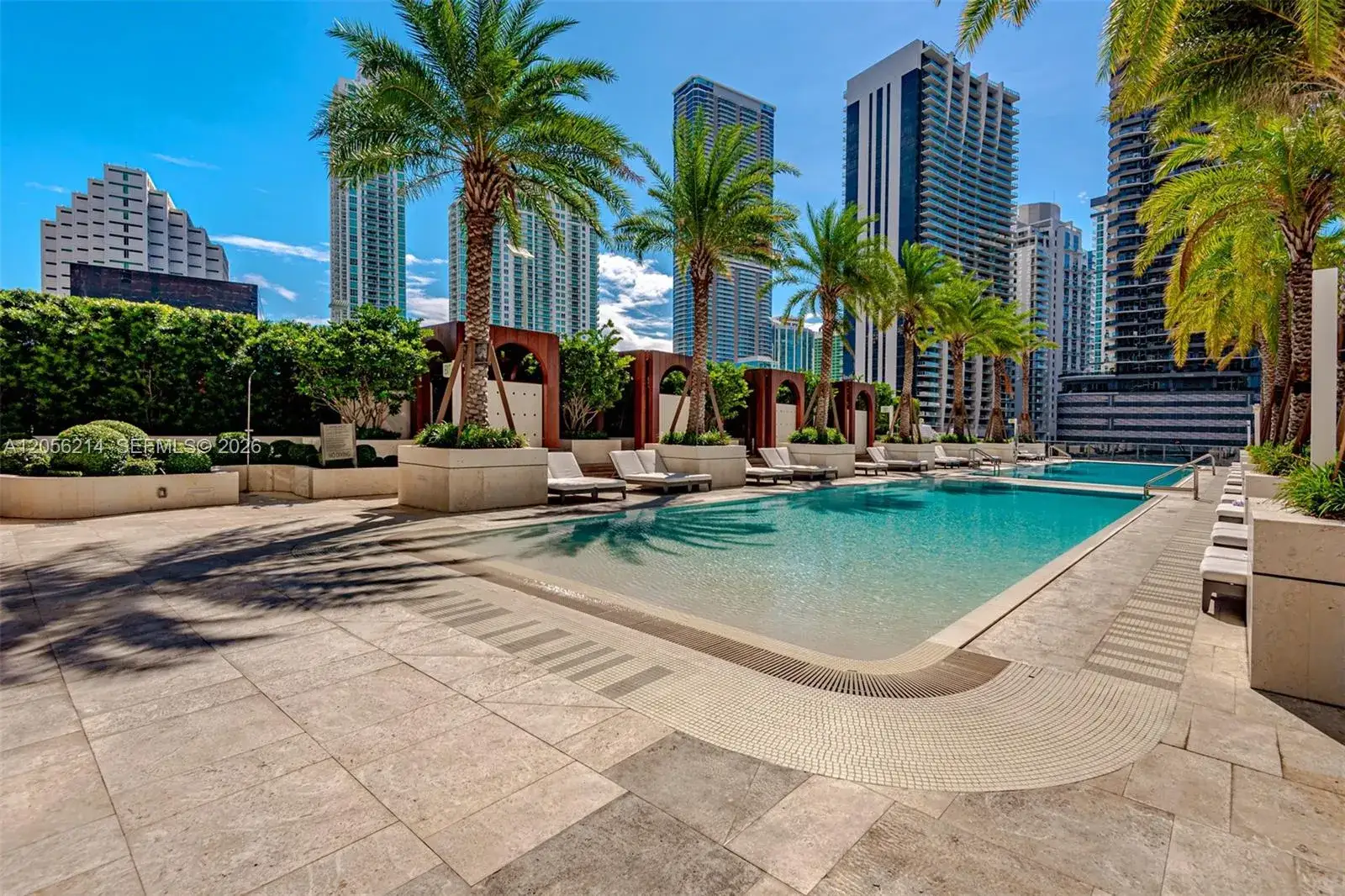 1 bedroom 1 bath Residential Lease for rent at 801 S Miami Ave # 1207, Miami FL 33130