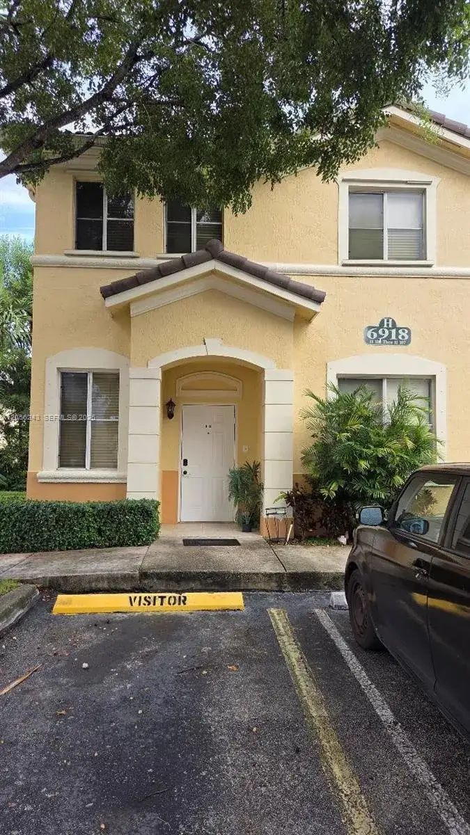 4 bedroom 3 bath Residential for sale at 6918 NW 177th St # H100, Hialeah FL 33015