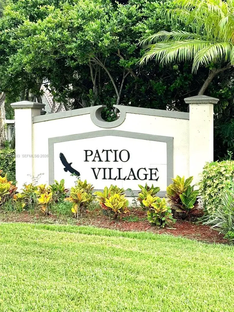 4 bedroom 2 bath Residential Lease for rent at 613 Patio Village Way, Weston FL 33326