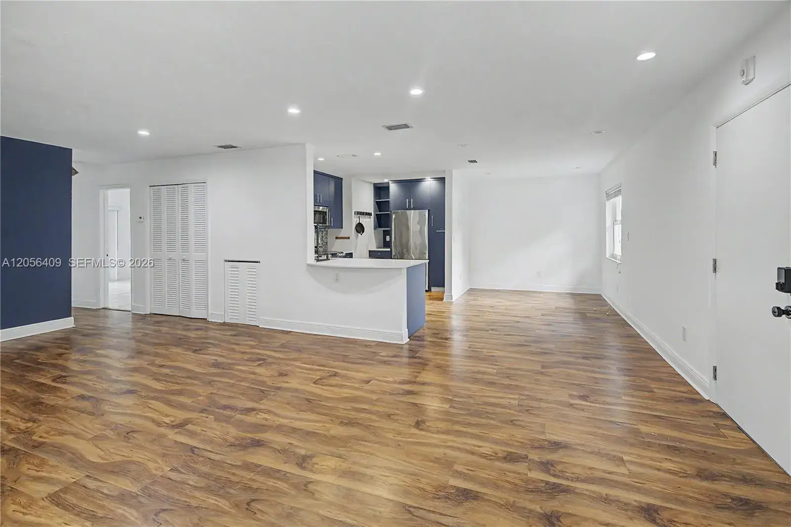 2 bedroom 2 bath Residential for sale at 6815 Edgewater Dr # 201, Coral Gables FL 33133