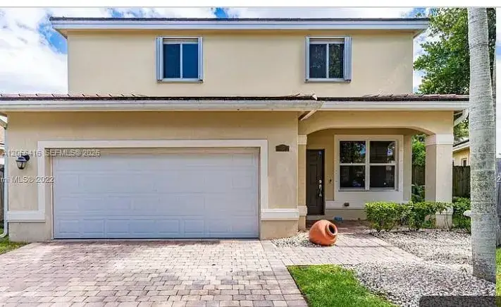 657 SE 31st Ave # 0, Homestead FL 33033