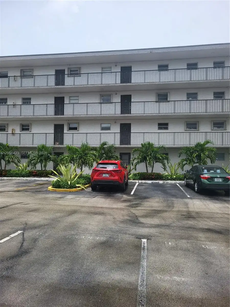 2 bedroom 2 bath Residential Lease for rent at 14140 SW 84th St # H, Miami FL 33183