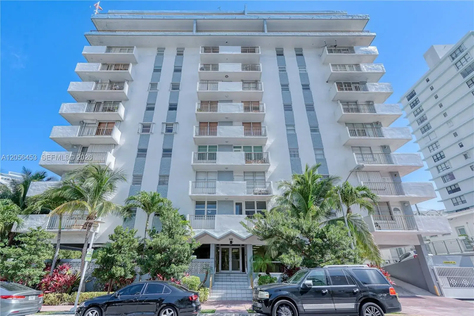 1 bedroom 1 bath Residential for sale at 245 18th St # 403, Miami Beach FL 33139