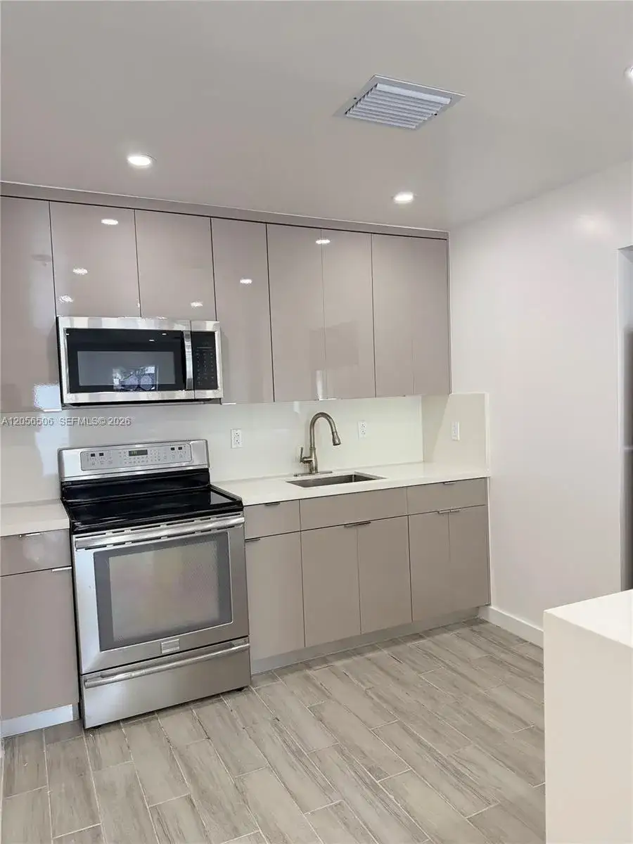 2 bedroom 1 bath Residential Lease for rent at 6131 Coral Way # 1, Miami FL 33155