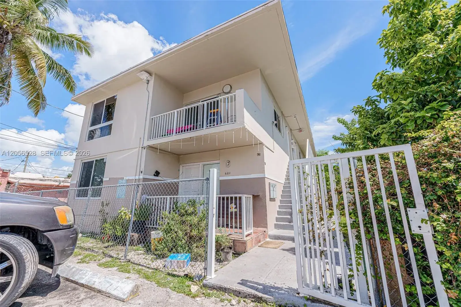 2 bedroom 1 bath Residential Lease for rent at 621 SW 15th Ave # 4, Miami FL 33135