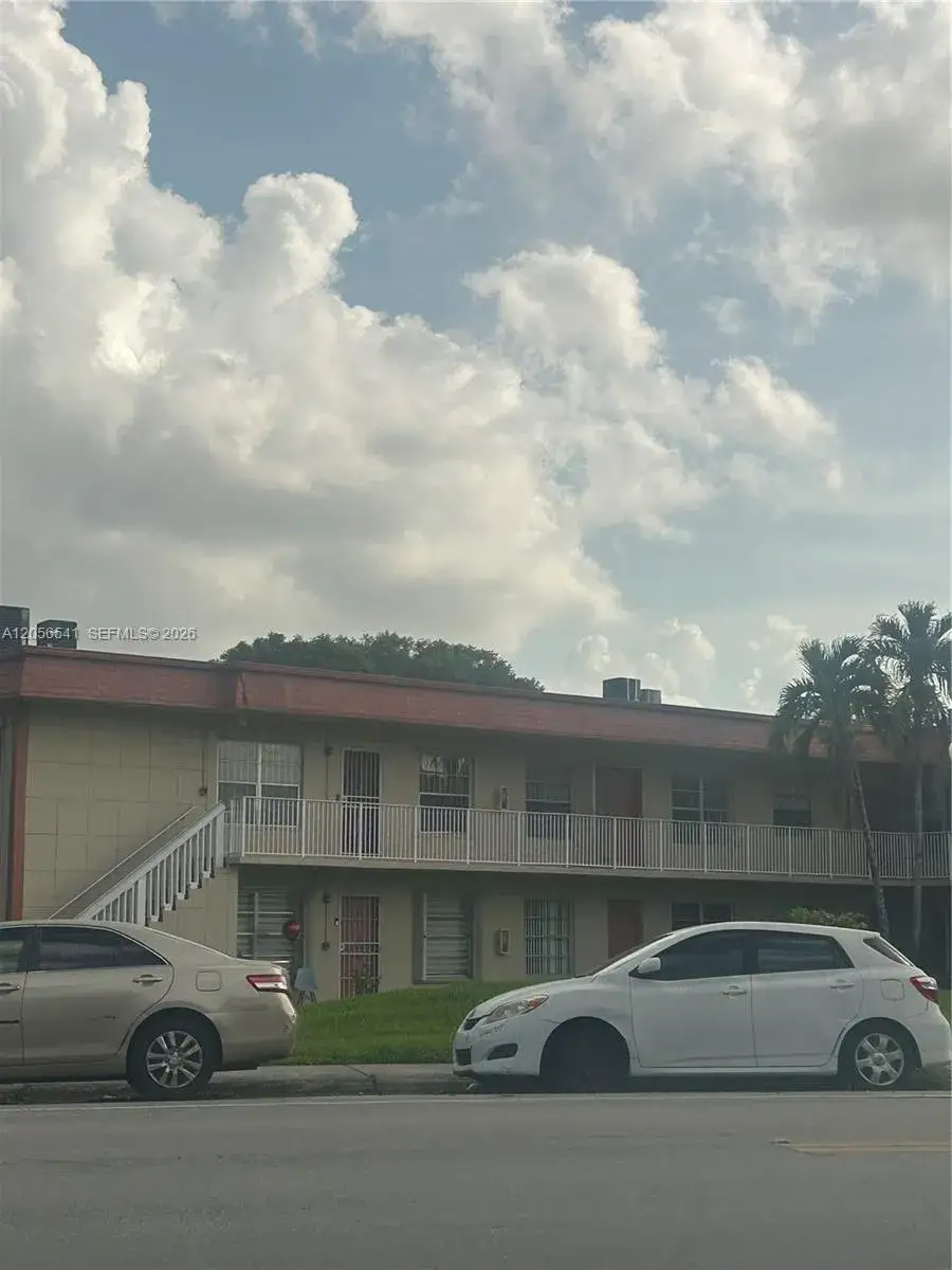 2 bedroom 1 bath Residential Lease for rent at 12811 SW 43rd Dr # A, Miami FL 33175