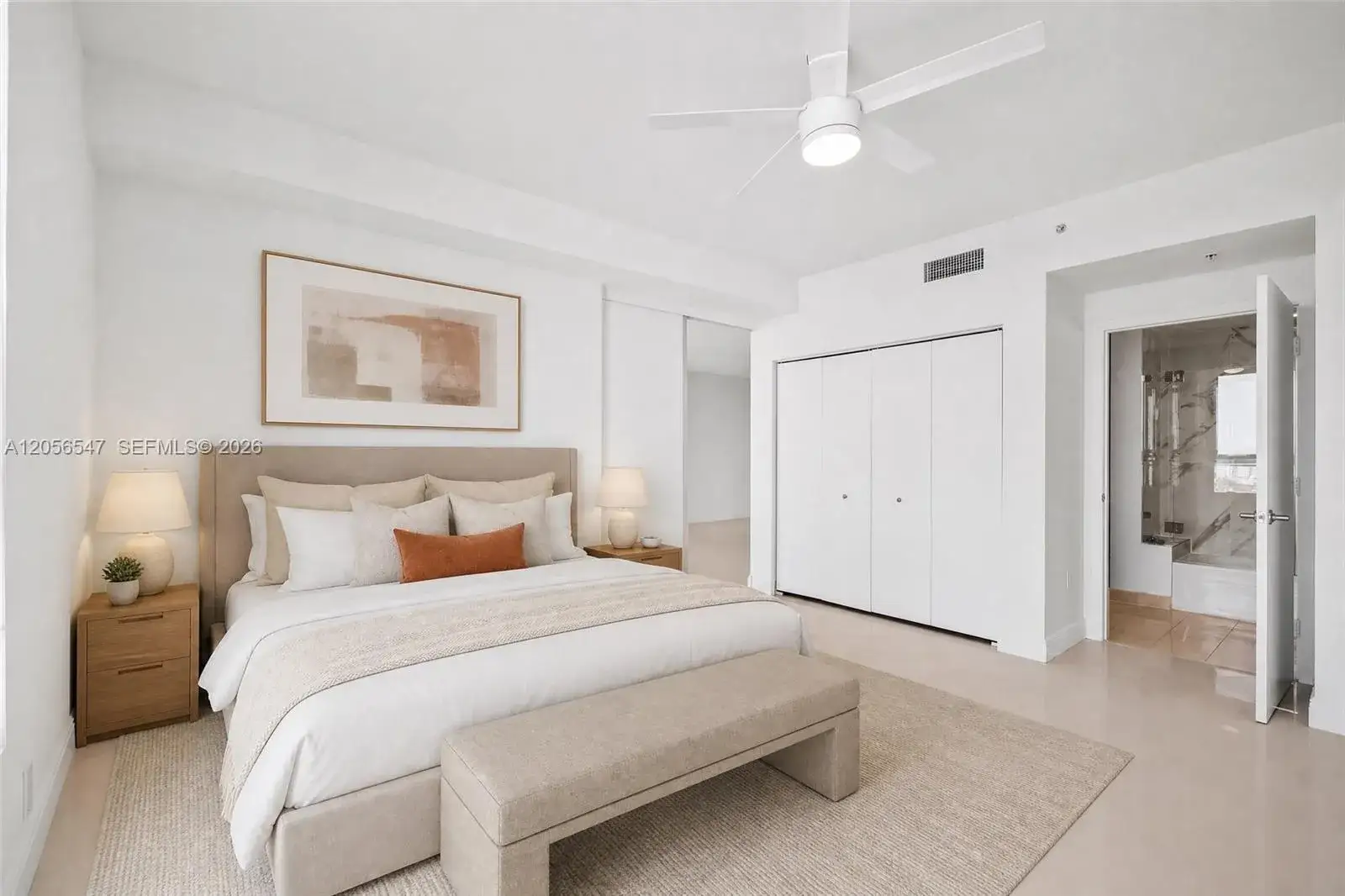 1 bedroom 1 bath Residential Lease for rent at 90 SW 3rd St # 1608, Miami FL 33130