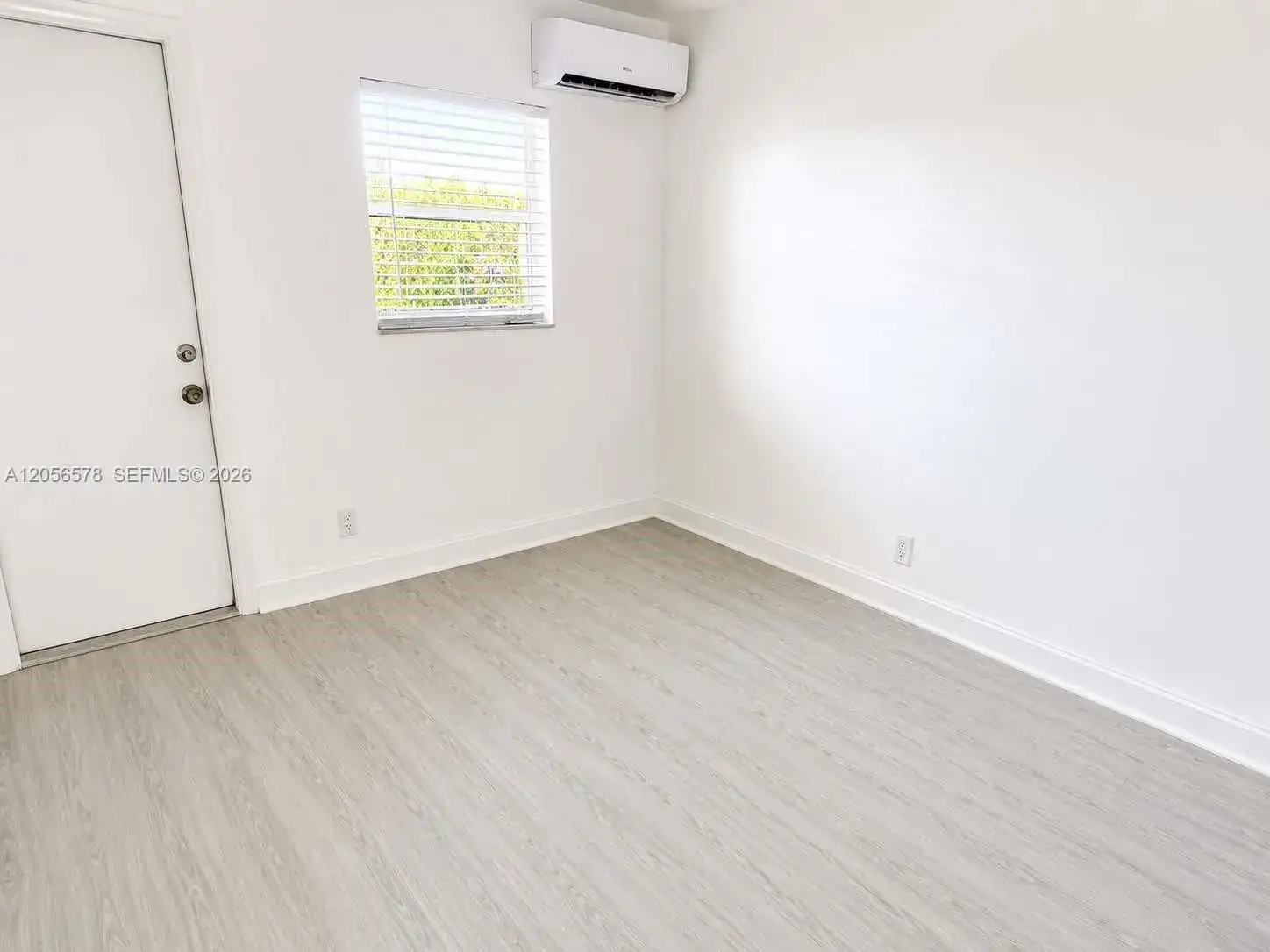 1 bedroom 1 bath Residential Lease for rent at 749 SE 15th St # 7, Fort Lauderdale FL 33316