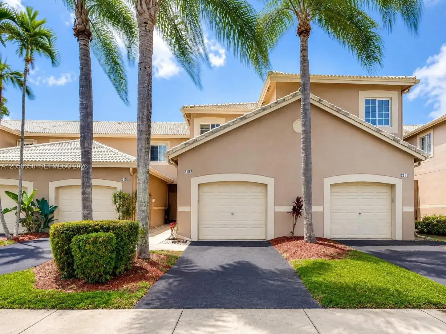 3 bedroom 2 bath Residential Lease for rent at 2193 Salerno Cir # 2193, Weston FL 33327