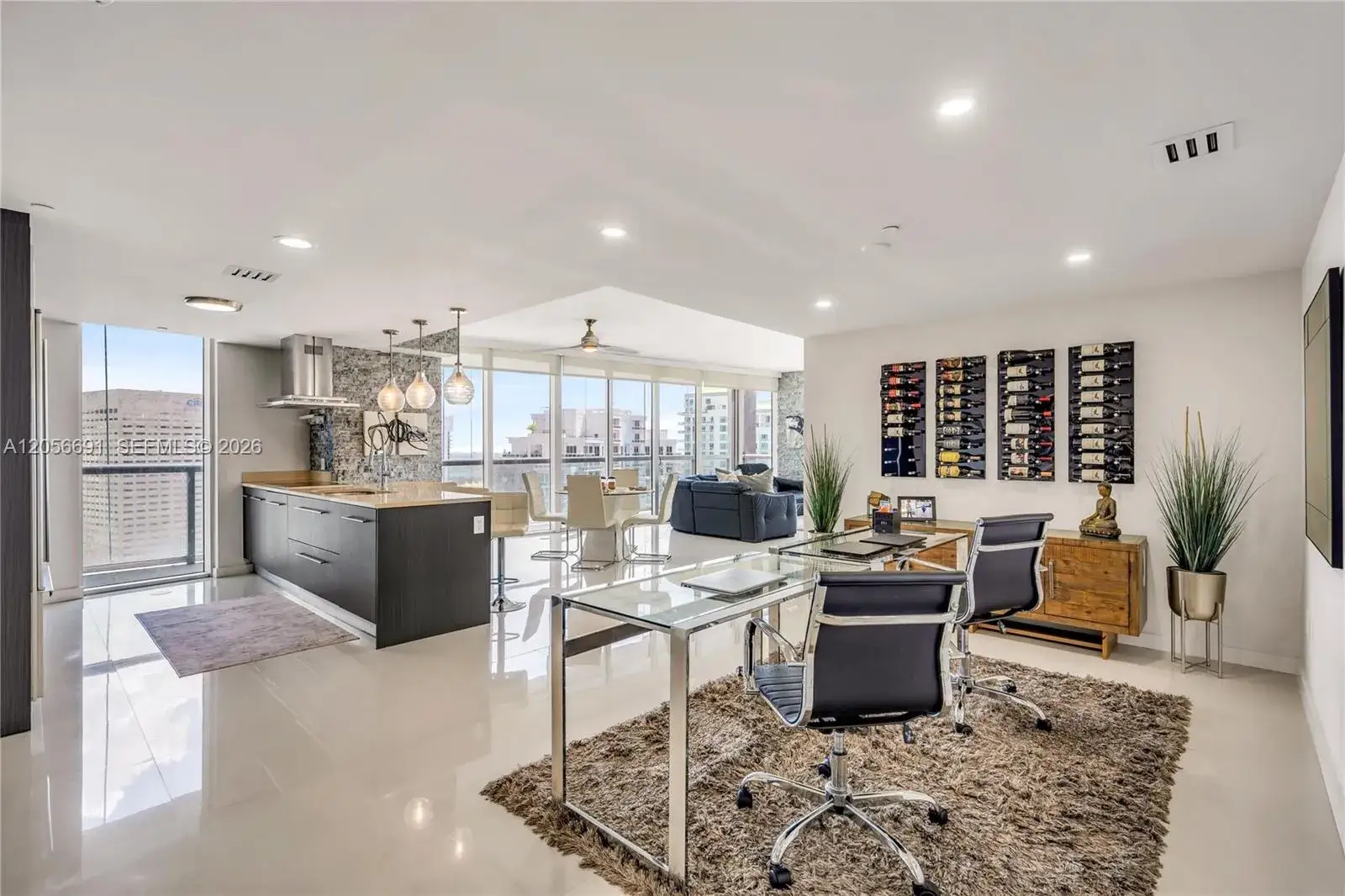 2 bedroom 2 bath Residential for sale at 495 Brickell Ave # 3702, Miami FL 33131