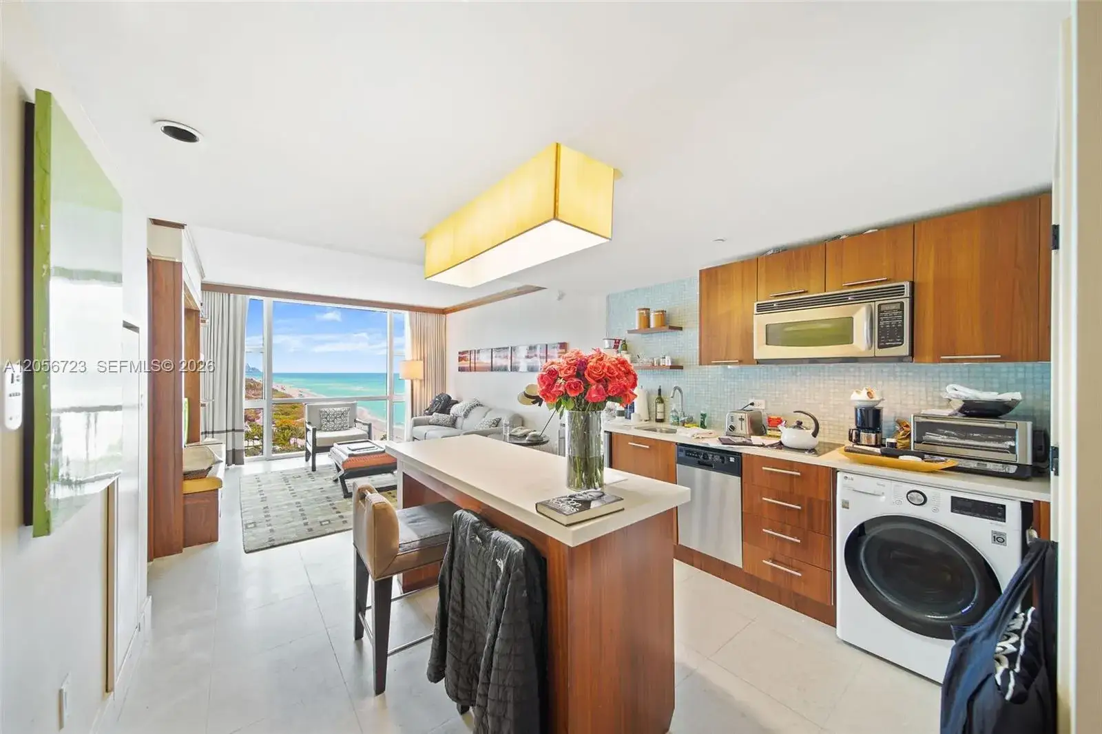 1 bedroom 1 bath Residential for sale at 6801 Collins Ave # 1015, Miami Beach FL 33141