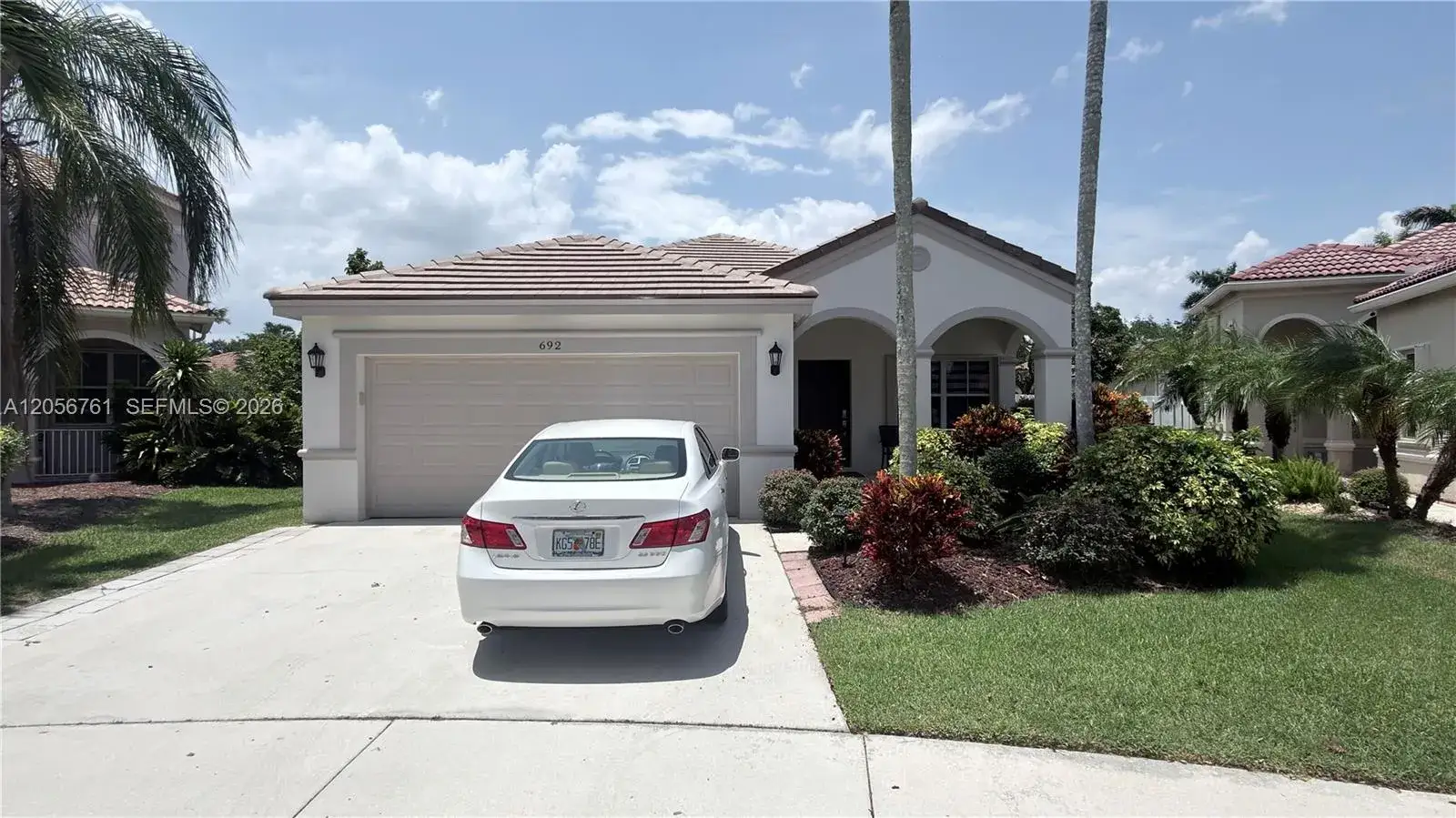 692 Maplewood Ct, Weston FL 33327