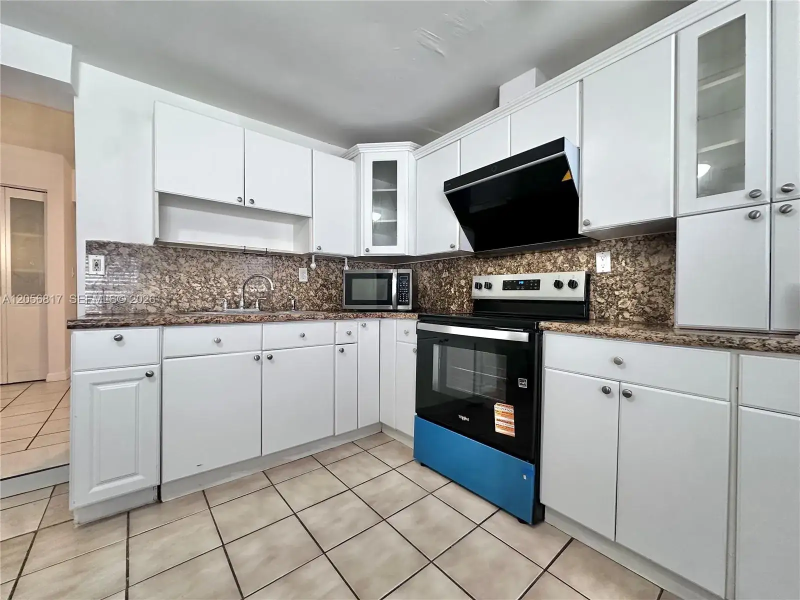 2 bedroom 1 bath Residential Lease for rent at 12021 SW 191st St # 1, Miami FL 33177