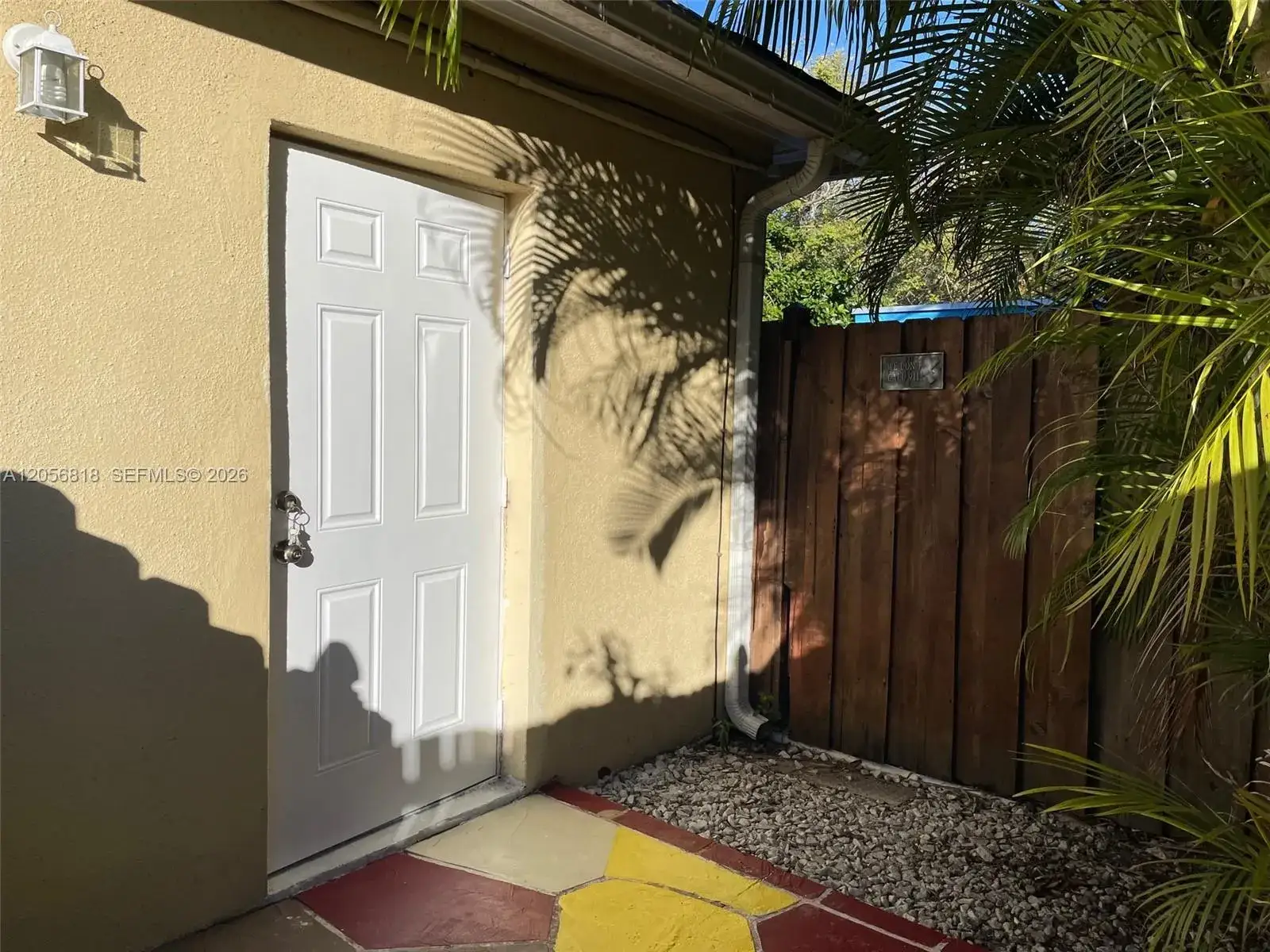 1 bath Residential Lease for rent at 14545 SW 73rd St side, Miami FL 33183