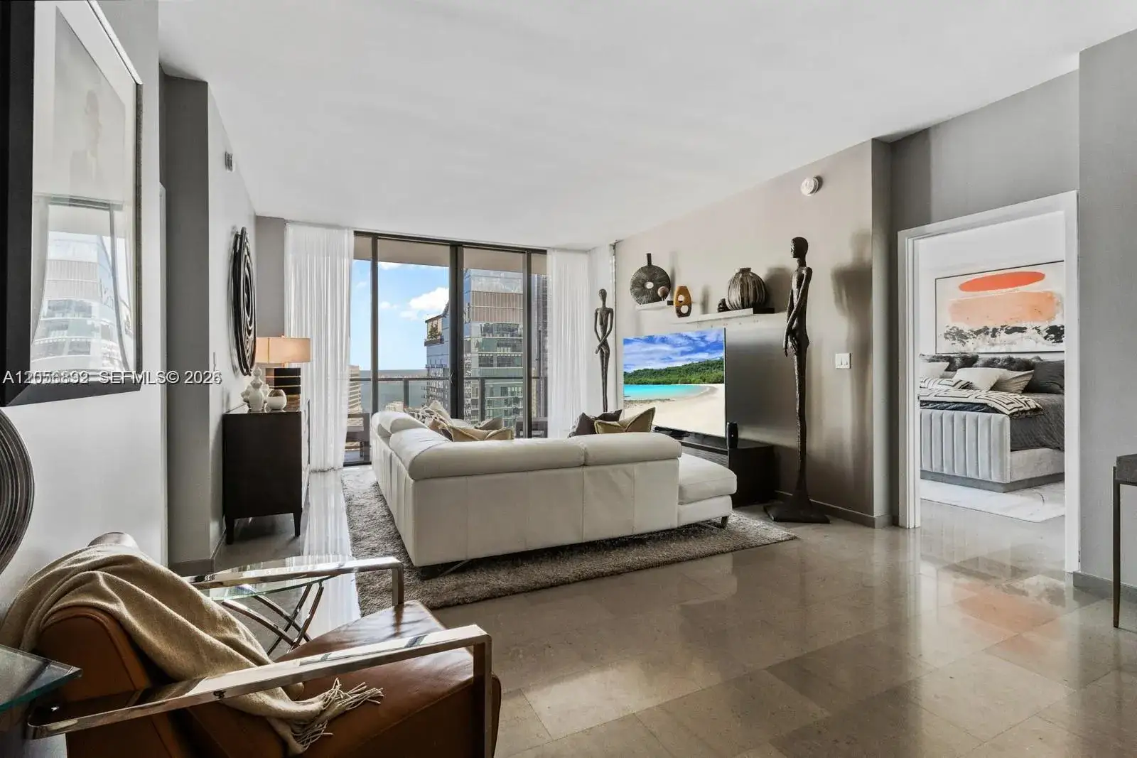2 bedroom 2 bath Residential for sale at 88 SW 7th St # 3909, Miami FL 33130