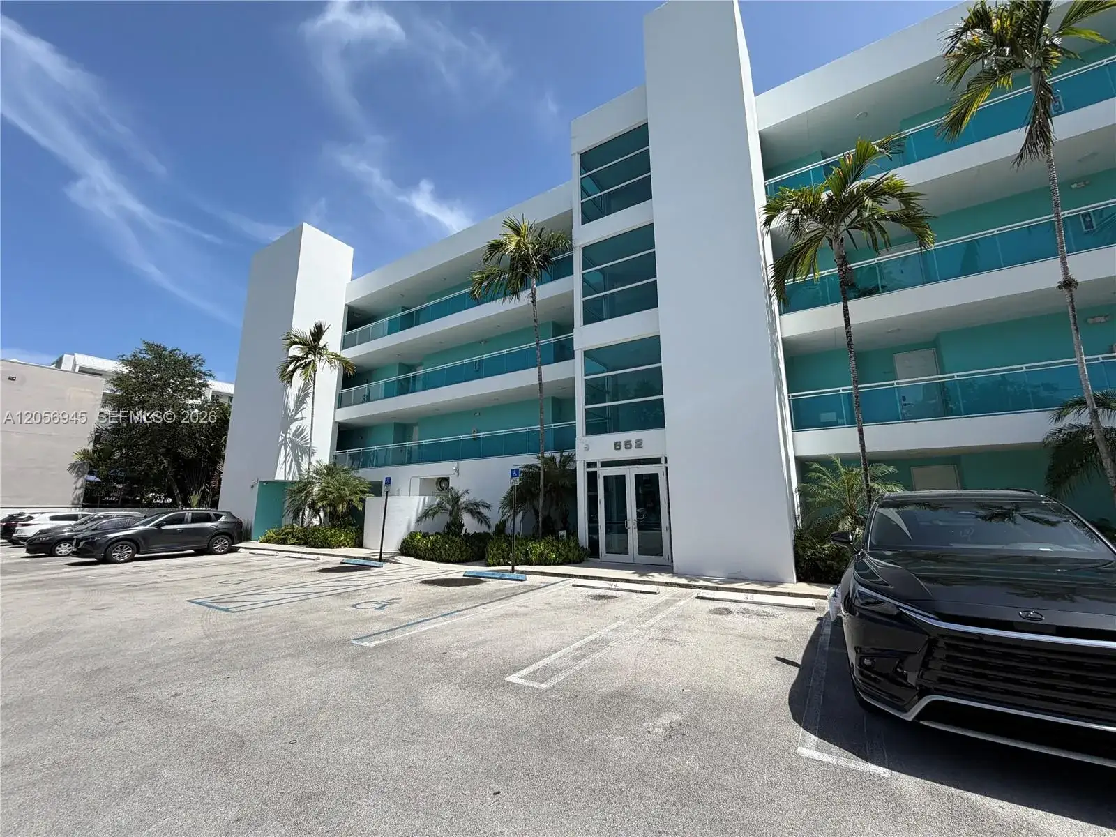 2 bedroom 2 bath Residential for sale at 652 NE 63rd St # 404, Miami FL 33138