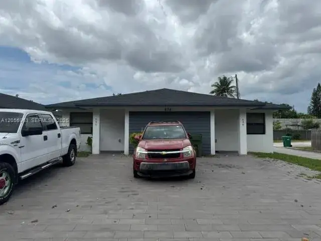 Residential Income for sale at 634 NW 12th St, Florida City FL 33034
