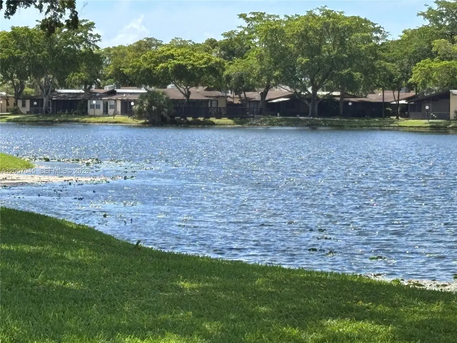 1 bedroom 1 bath Residential for sale at 100 Ashbury Rd # 107, Hollywood FL 33024