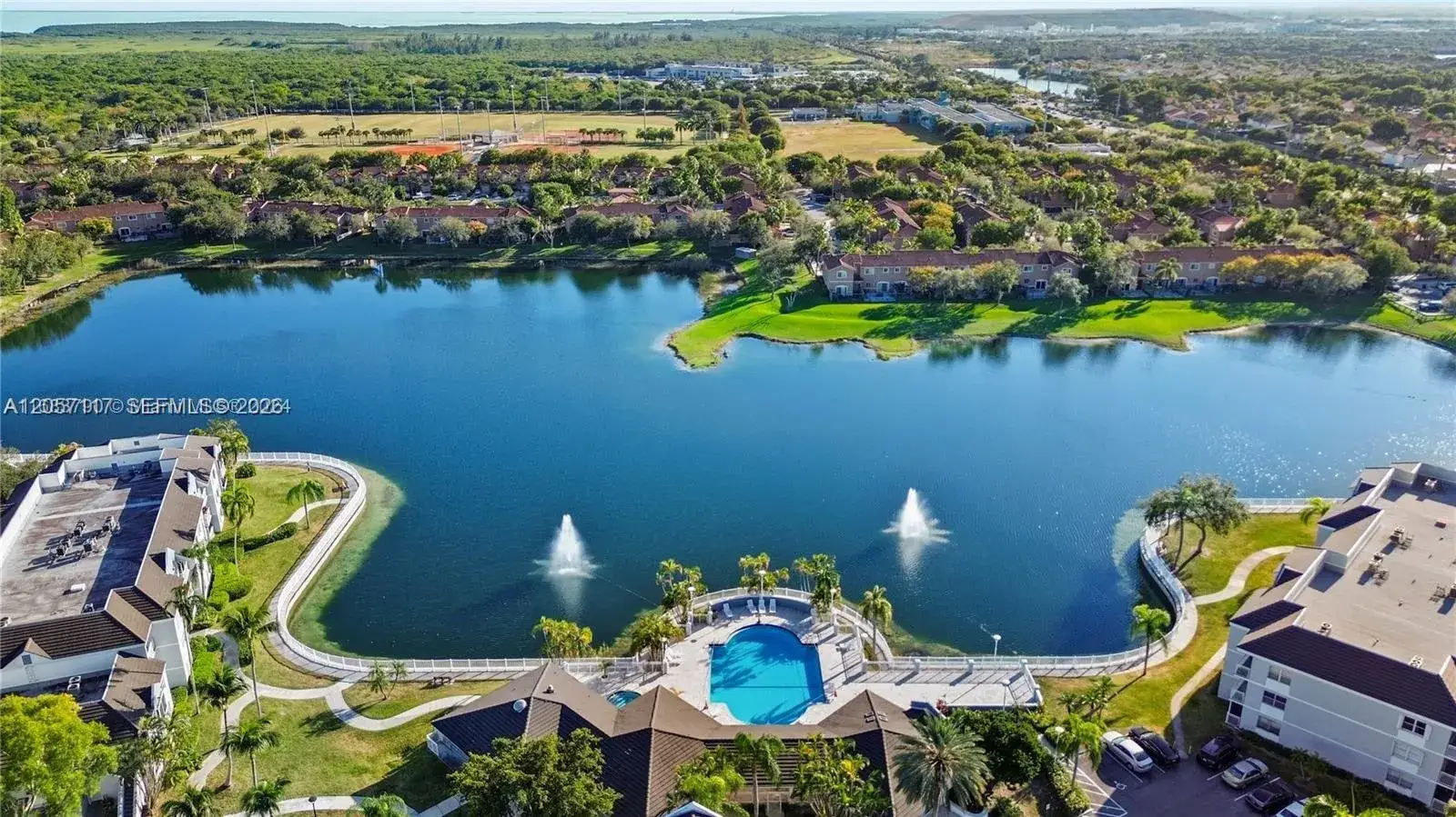 2 bedroom 2 bath Residential Lease for rent at 8670 SW 212th St # 306, Cutler Bay FL 33189