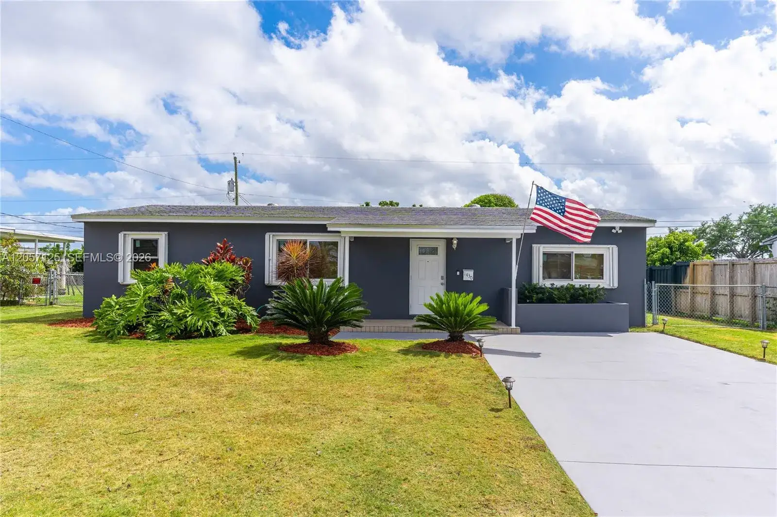 4 bedroom 2 bath Residential Lease for rent at 1430 NE 11th St # 1430, Homestead FL 33033