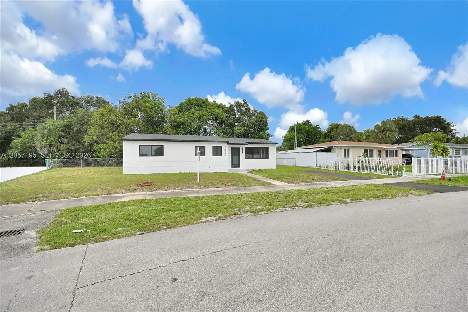 3 bedroom 2 bath Residential for sale at 16930 NW 37th Pl, Miami Gardens FL 33055