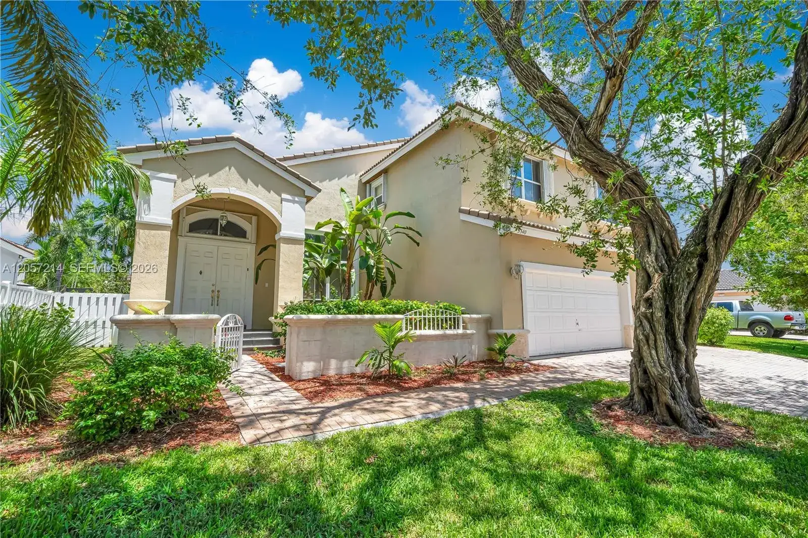 4 bedroom 3 bath Residential for sale at 5340 SW 33rd Ter, Hollywood FL 33312