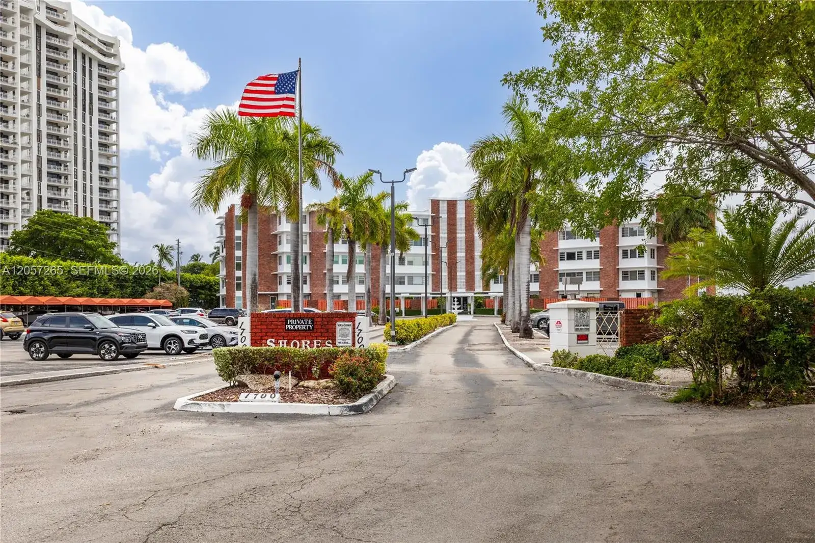 2 bedroom 2 bath Residential for sale at 1700 NE 105th St # 214, Miami Shores FL 33138