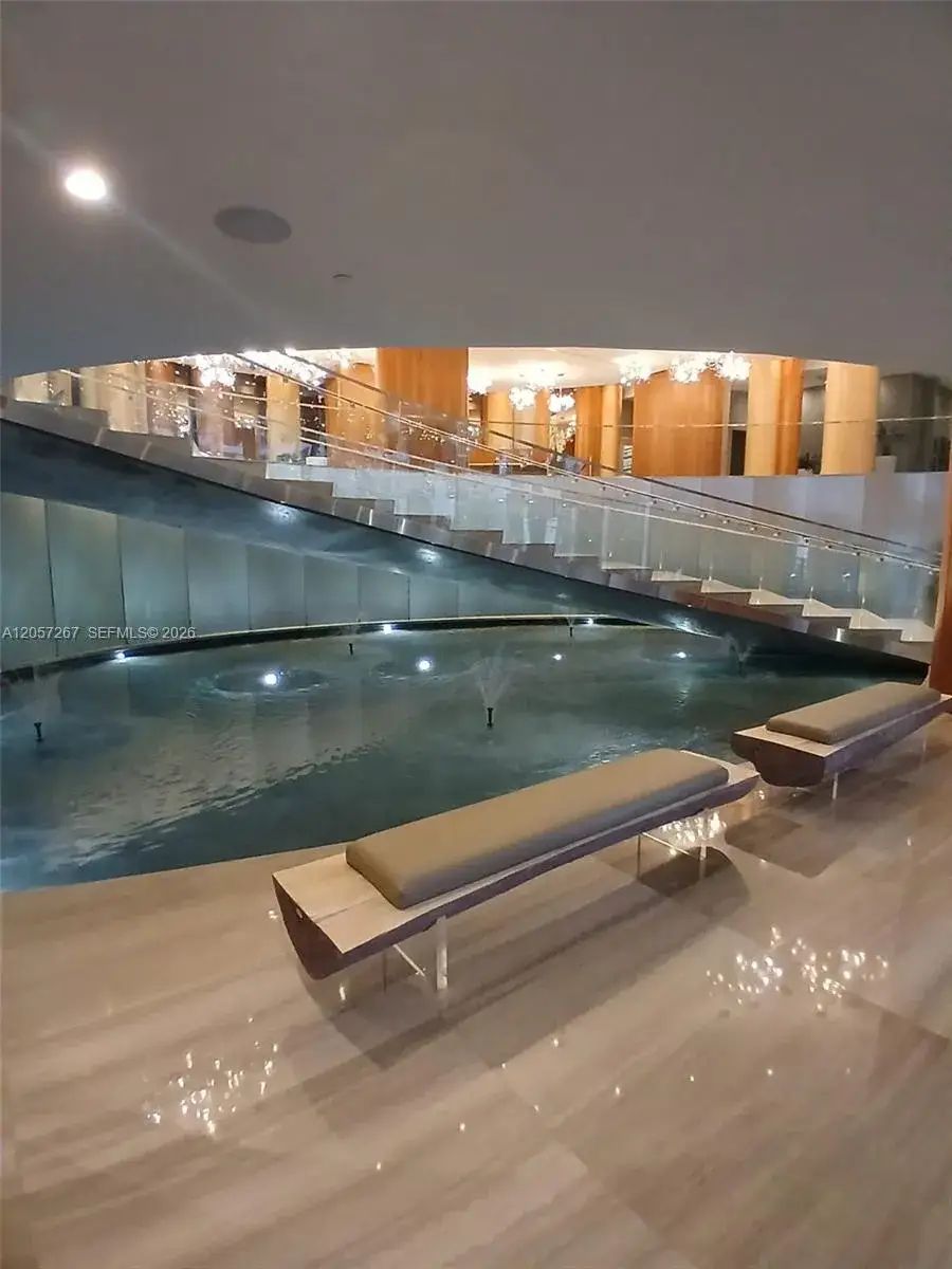1 bedroom 1 bath Residential Lease for rent at 488 NE 18th St # 1203, Miami FL 33132