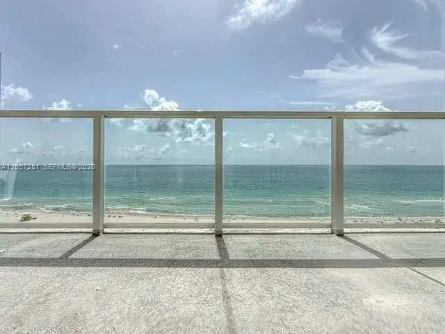 1 bedroom 2 bath Residential Lease for rent at 5701 Collins Ave # 1508, Miami Beach FL 33140