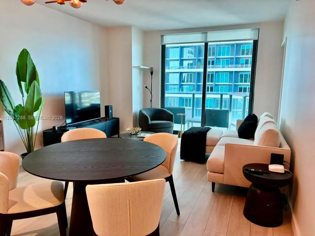1 bedroom 1 bath Residential Lease for rent at 1300 S Miami Ave # 3808, Miami FL 33130