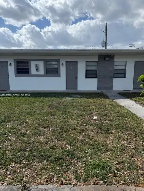 1 bedroom 1 bath Residential Lease for rent at 2554 NW 14th St # 3, Fort Lauderdale FL 33311