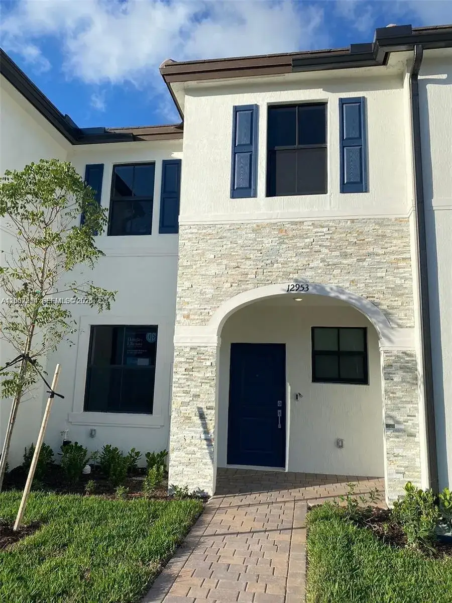 3 bedroom 2 bath Residential Lease for rent at 12953 SW 232 Ln # 0, Homestead FL 33032