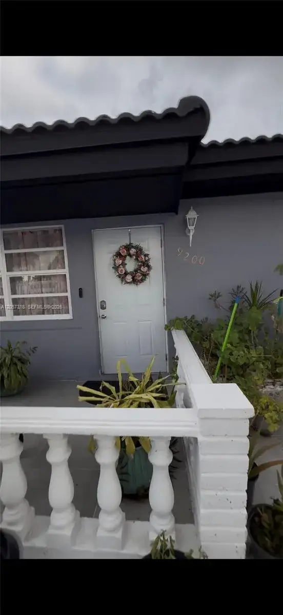 3 bedroom 2 bath Residential for sale at 9200 SW 37th St, Miami FL 33165